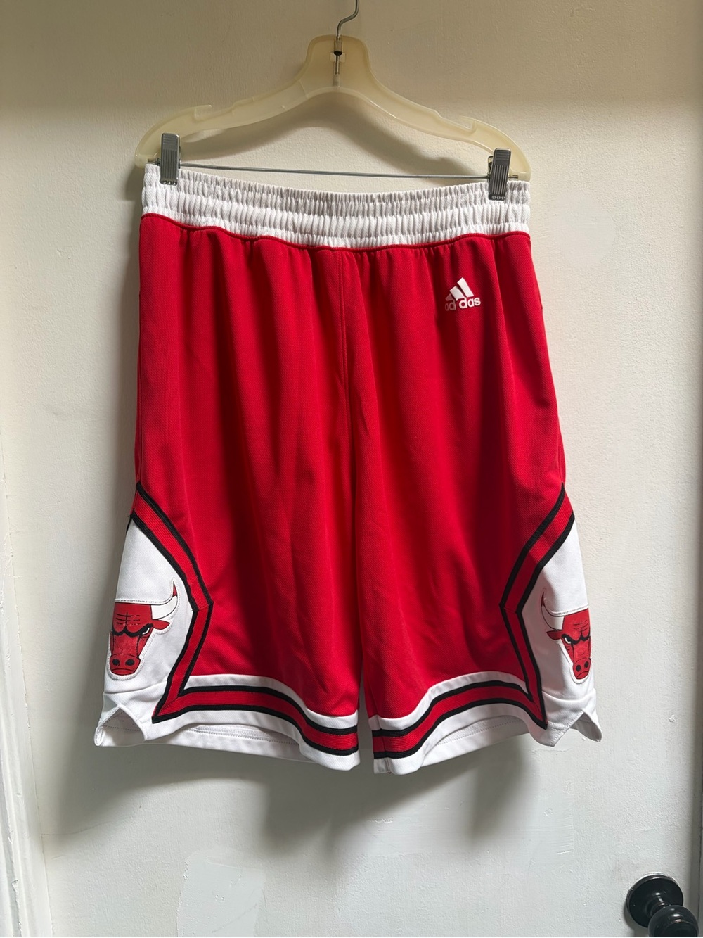Vintage Adidas Chicago Bulls red & white polyester shorts